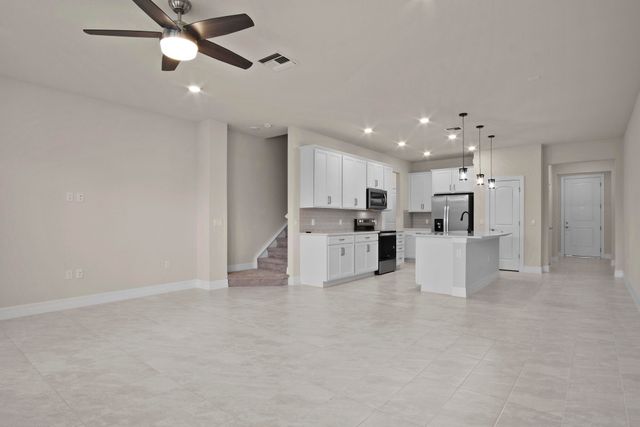 4837 Chantilly Road, Lake Worth, FL 33467