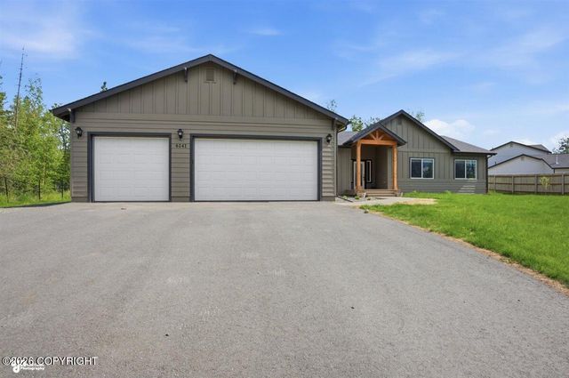 6141 N Snowflower Lane, Palmer, AK 99645