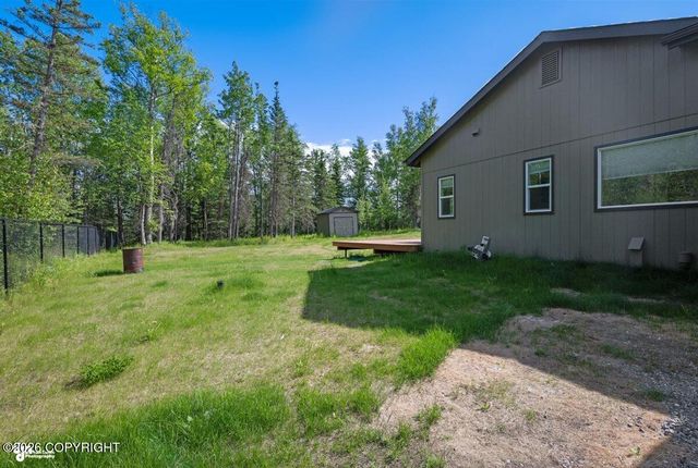6141 N Snowflower Lane, Palmer, AK 99645