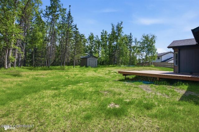 6141 N Snowflower Lane, Palmer, AK 99645