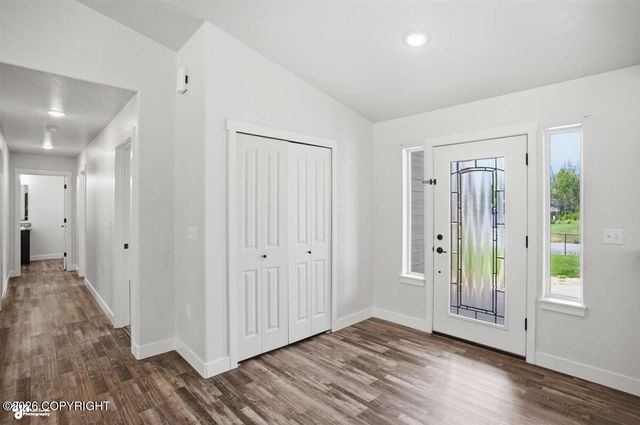 6141 N Snowflower Lane, Palmer, AK 99645