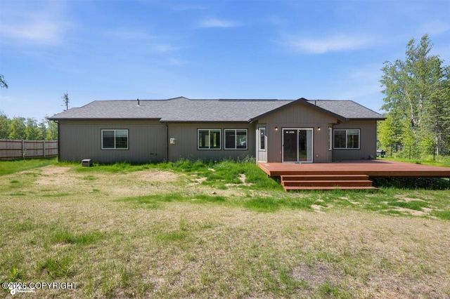 6141 N Snowflower Lane, Palmer, AK 99645