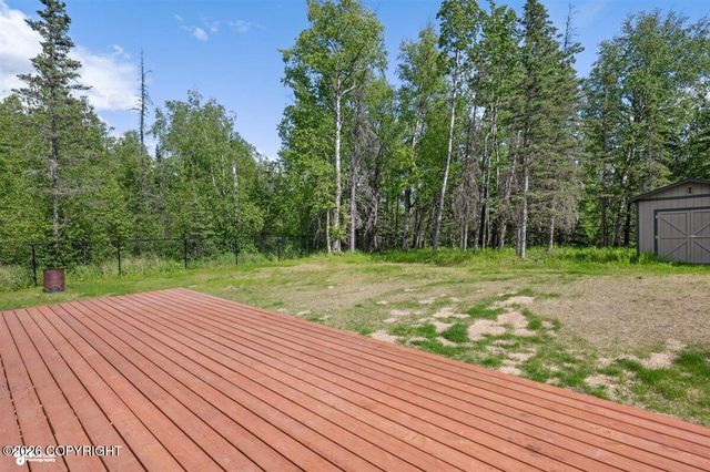 6141 N Snowflower Lane, Palmer, AK 99645