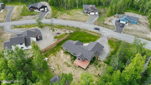6141 N Snowflower Lane, Palmer, AK 99645