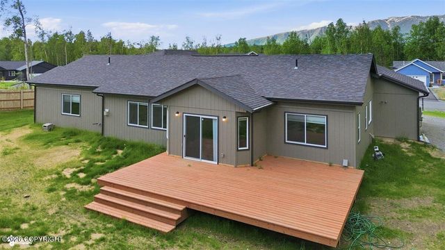 6141 N Snowflower Lane, Palmer, AK 99645