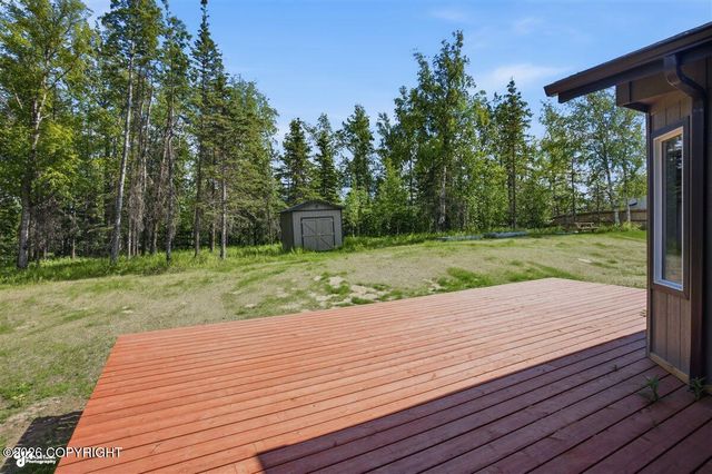 6141 N Snowflower Lane, Palmer, AK 99645