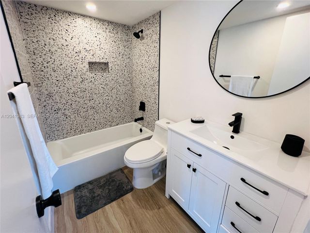 1900 Meridian Avenue 306, Miami Beach, FL 33139