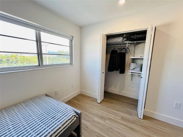 1900 Meridian Avenue 306, Miami Beach, FL 33139