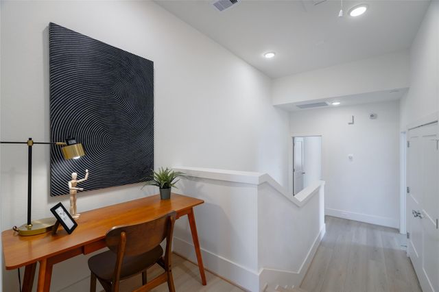 862 Paul Quinn Street C, Houston, TX 77091