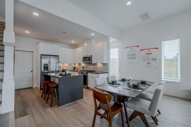 862 Paul Quinn Street C, Houston, TX 77091