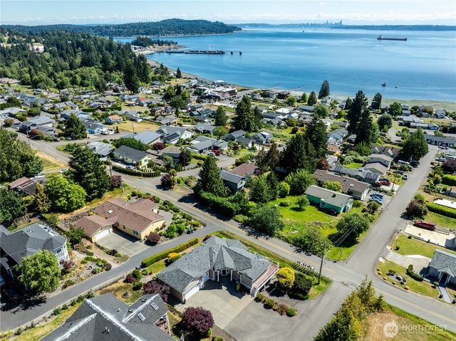 7767 E Spruce Street, Port Orchard, WA 98366