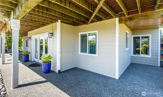 7767 E Spruce Street, Port Orchard, WA 98366