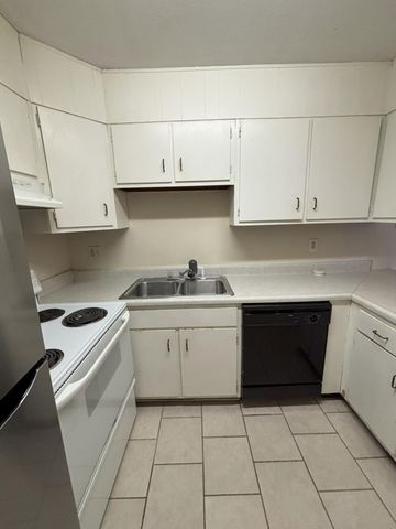 900 Mountain Creek Road O 213, Chattanooga, TN 37405