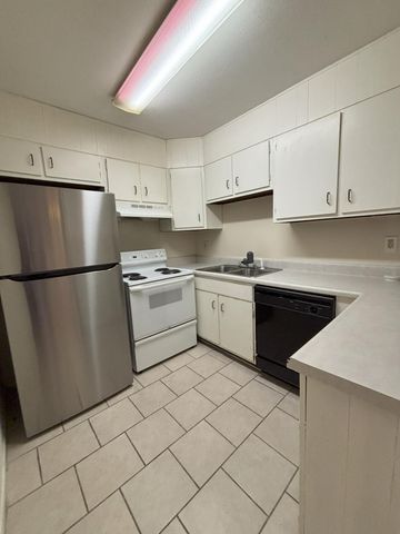 900 Mountain Creek Road O 213, Chattanooga, TN 37405