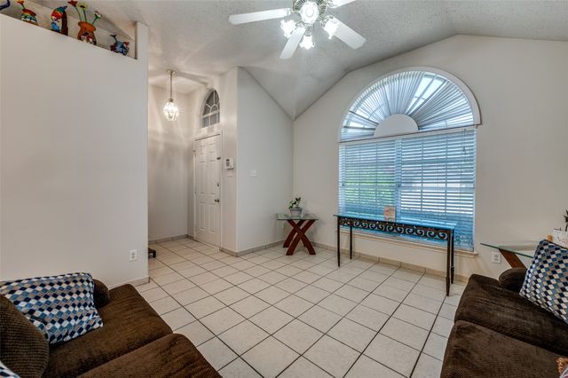 9120 River Trails Boulevard, Fort Worth, TX 76118