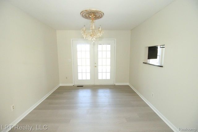 41175 Justin Drive, Clinton Charter Township, MI 48038