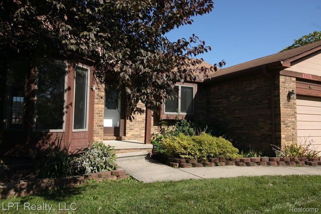 41175 Justin Drive, Clinton Charter Township, MI 48038