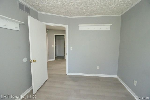 41175 Justin Drive, Clinton Charter Township, MI 48038