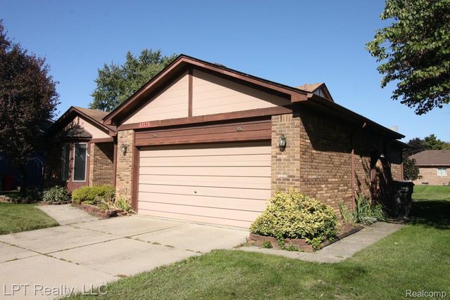 41175 Justin Drive, Clinton Charter Township, MI 48038