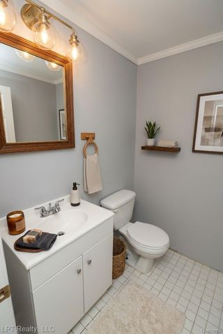 41175 Justin Drive, Clinton Charter Township, MI 48038