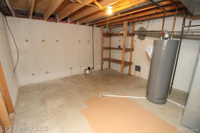 41175 Justin Drive, Clinton Charter Township, MI 48038