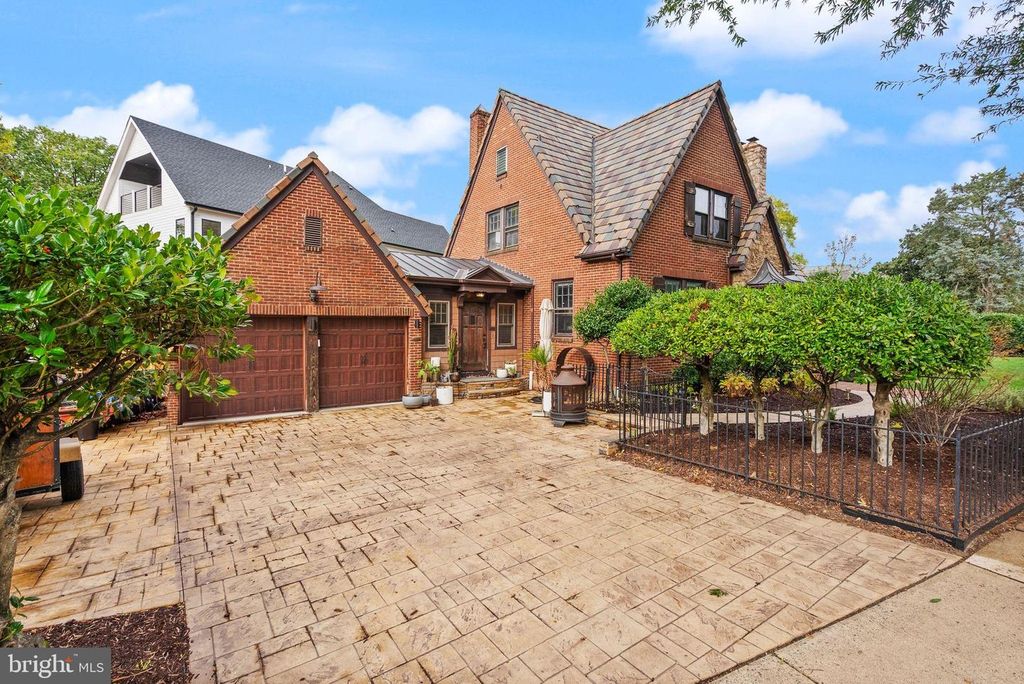1520 N HIGHLAND ST, Arlington, VA 22201