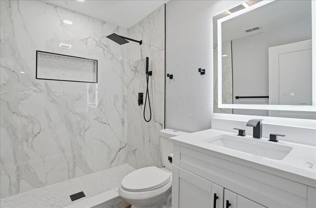 5721 65TH AVENUE N, Pinellas Park, FL 33781