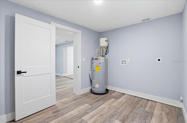 5721 65TH AVENUE N, Pinellas Park, FL 33781