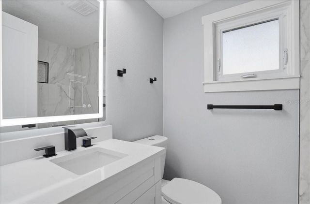 5721 65TH AVENUE N, Pinellas Park, FL 33781