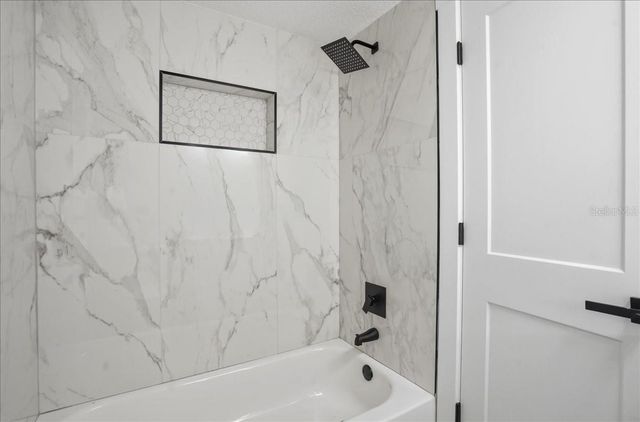 5721 65TH AVENUE N, Pinellas Park, FL 33781