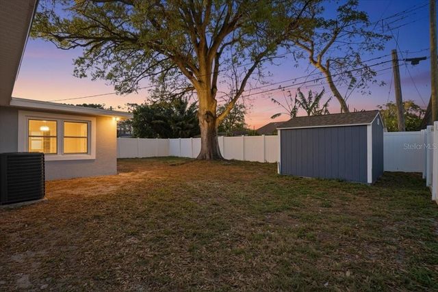 5721 65TH AVENUE N, Pinellas Park, FL 33781