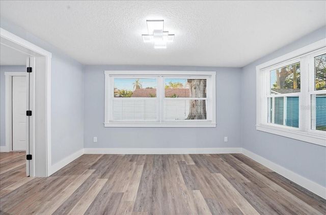 5721 65TH AVENUE N, Pinellas Park, FL 33781