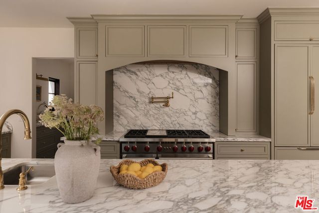 1641 N Ogden Drive, Los Angeles, CA 90046