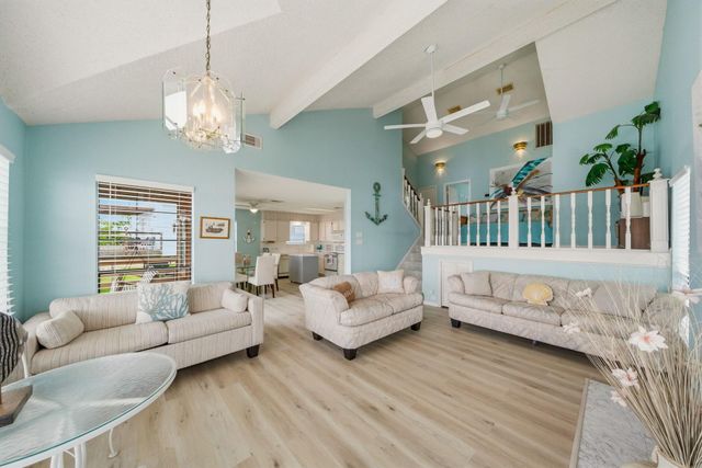 215 Redfish Drive, Freeport, TX 77541