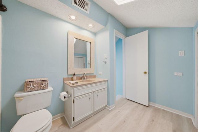 215 Redfish Drive, Freeport, TX 77541