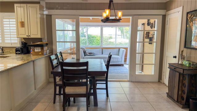 2475 W PAULSTAN COURT, Sarasota, FL 34237
