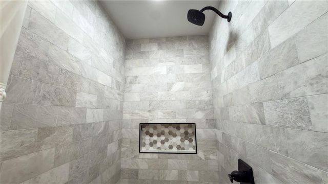 2475 W PAULSTAN COURT, Sarasota, FL 34237