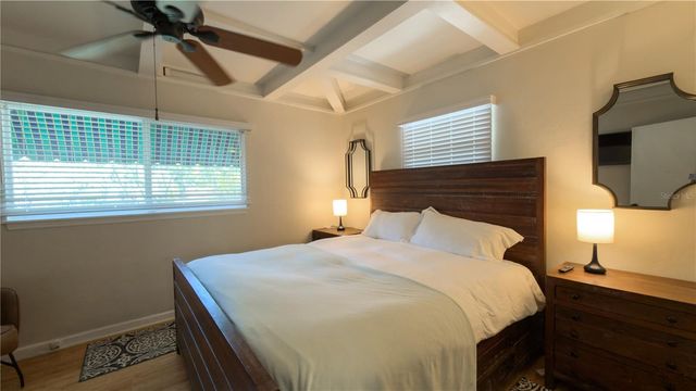 2475 W PAULSTAN COURT, Sarasota, FL 34237