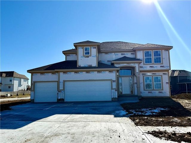 8973 NE 99th Street, Kansas City, MO 64157