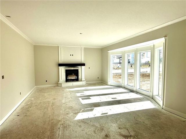 8973 NE 99th Street, Kansas City, MO 64157