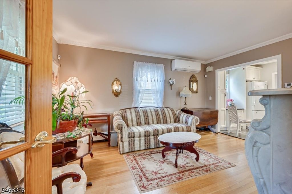551 Rosewood Ter, Linden City, NJ 07036 — photo 5