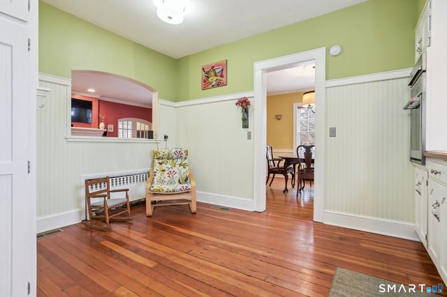 56 Roger Road, New Haven, CT 06515