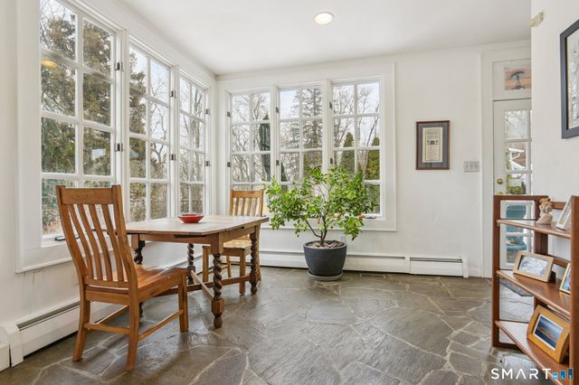 56 Roger Road, New Haven, CT 06515