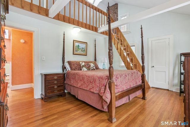 56 Roger Road, New Haven, CT 06515