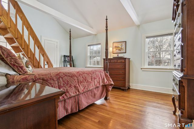 56 Roger Road, New Haven, CT 06515