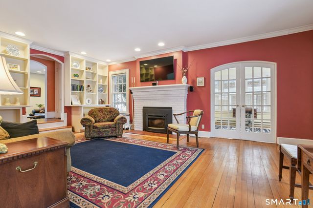 56 Roger Road, New Haven, CT 06515