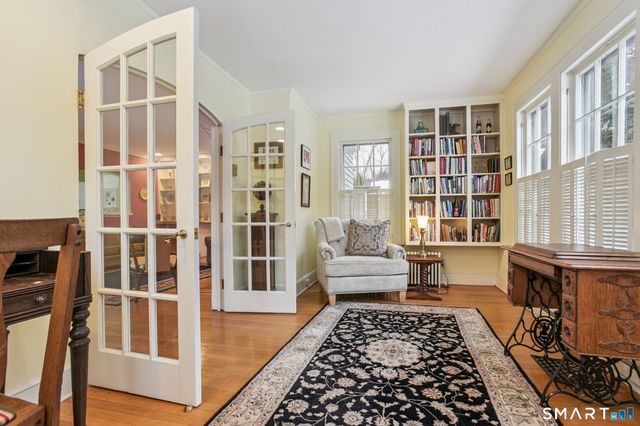 56 Roger Road, New Haven, CT 06515