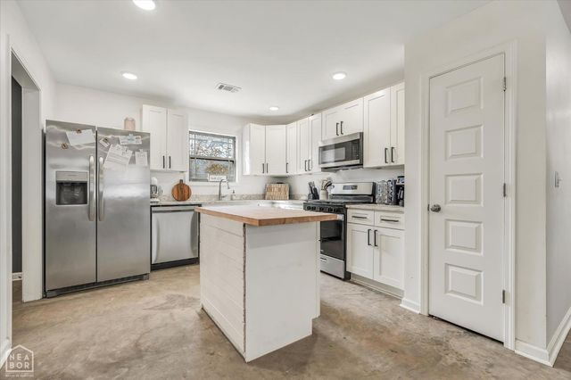 406 Circle Drive, Hoxie, AR 72433