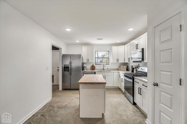 406 Circle Drive, Hoxie, AR 72433