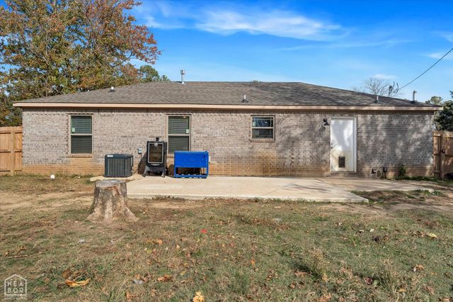 406 Circle Drive, Hoxie, AR 72433